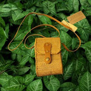 Ata Grass Woven Crossbody Shoulder Bag with Clasp - Small - Made in Bali
